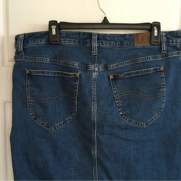 Lee Denim Skort Womens 18 M Beacon Blue Jean Skirt Short Fit Mid Rise - Picture 4 of 8